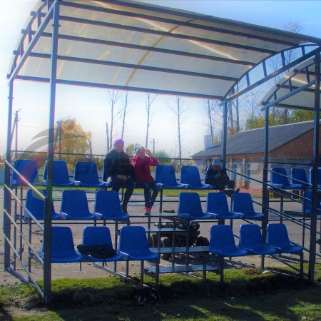 Купить Трибуна для зрителей 3 ряда на 20 мест с навесом и перилами в Владикавказе 